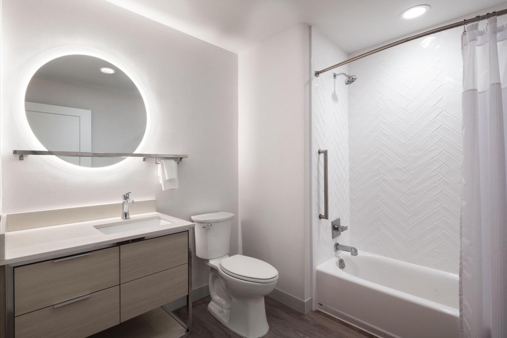 Towneplace Suites By Marriott New Philadelphia Exterior photo
